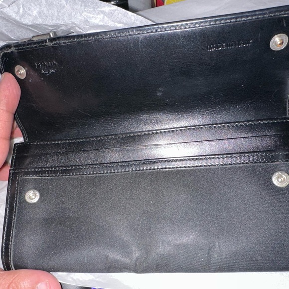 Prada Long Wallet in great condition please look at picture - Picture 7 of 15